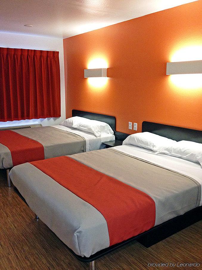 Motel 6-Brownsville, Tx North Εξωτερικό φωτογραφία